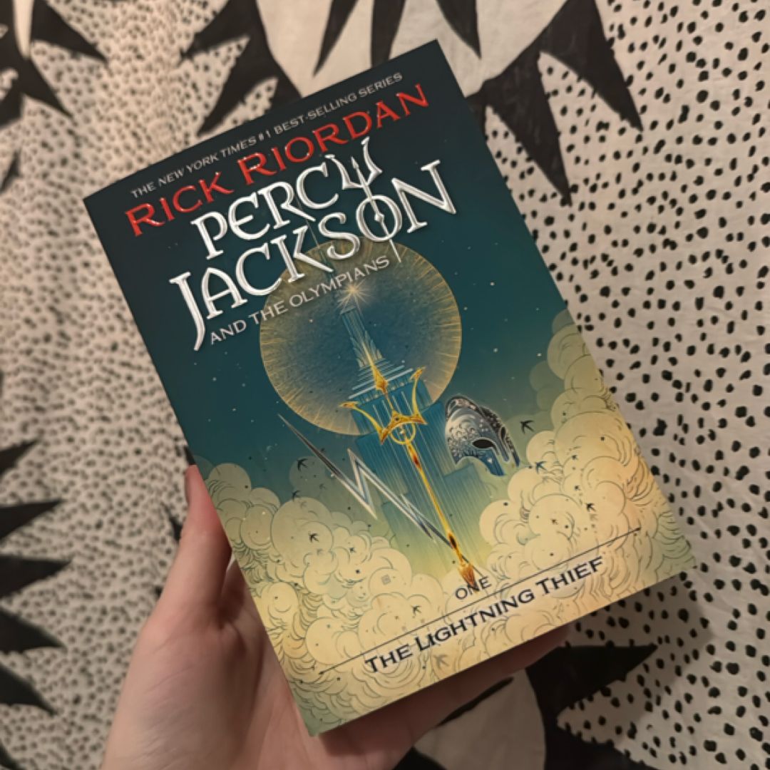 The Lightning Thief (Percy Jackson and the Olympians, Book One)
