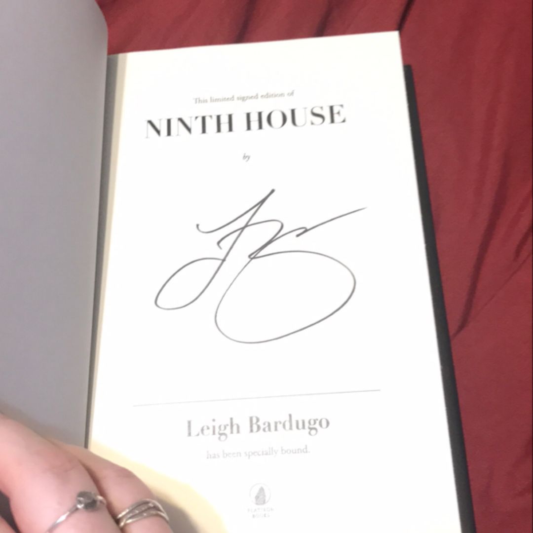 Ninth House by Leigh Bardugo, Hardcover | Pangobooks