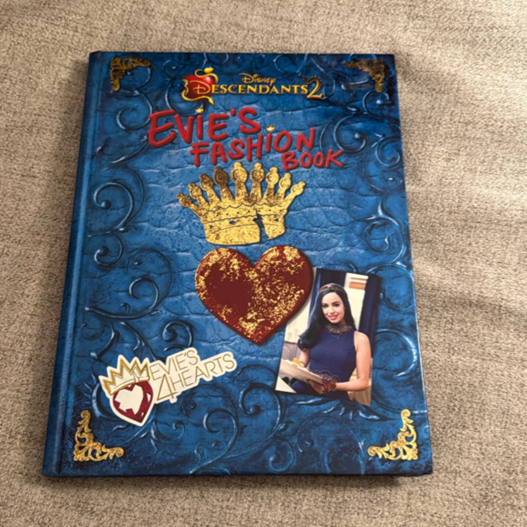 Descendants 2 Evie's Fashion Book