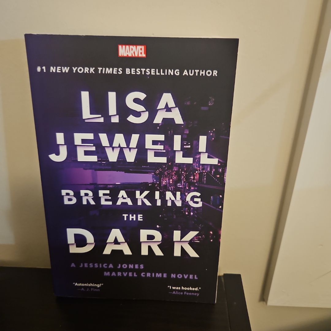 Breaking the Dark: a Jessica Jones Marvel Crime Novel