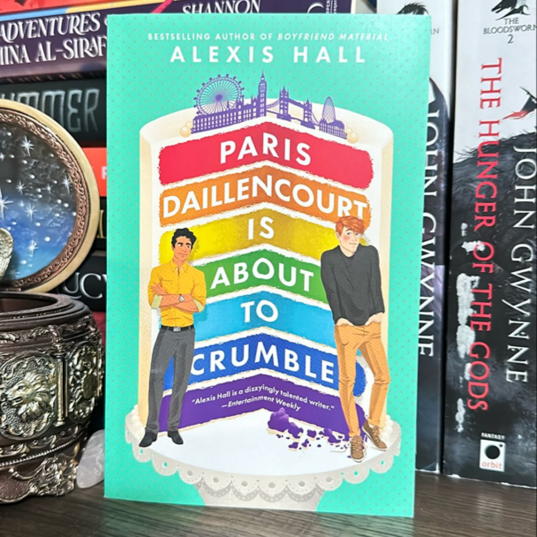 Paris Daillencourt Is about to Crumble