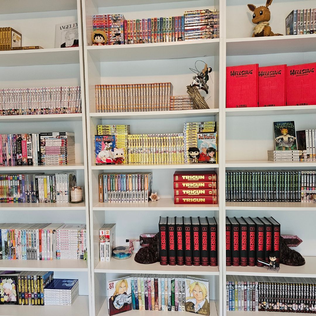 Cassie's bookshelf