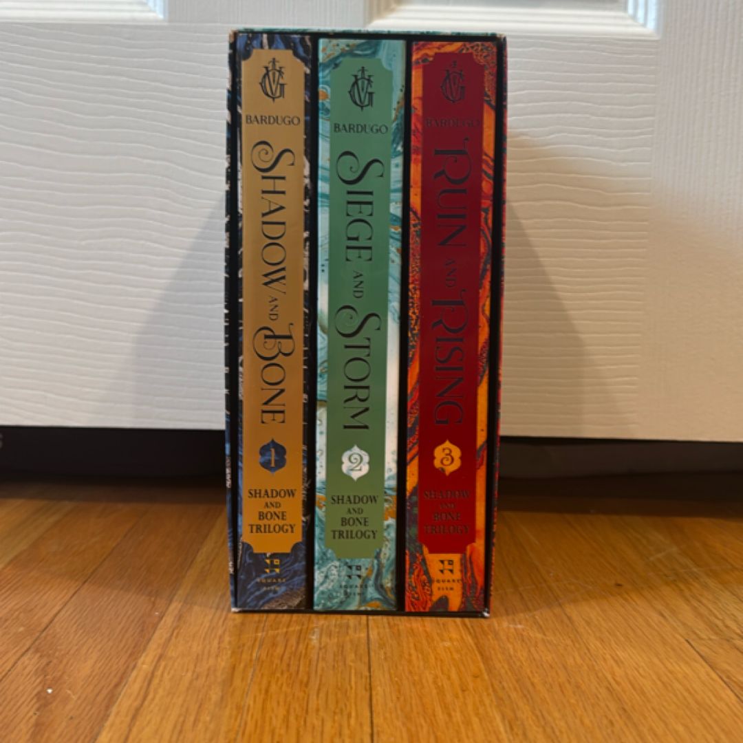 The Shadow and Bone Trilogy Boxed Set