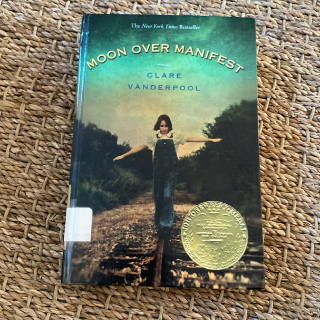 Moon over Manifest
