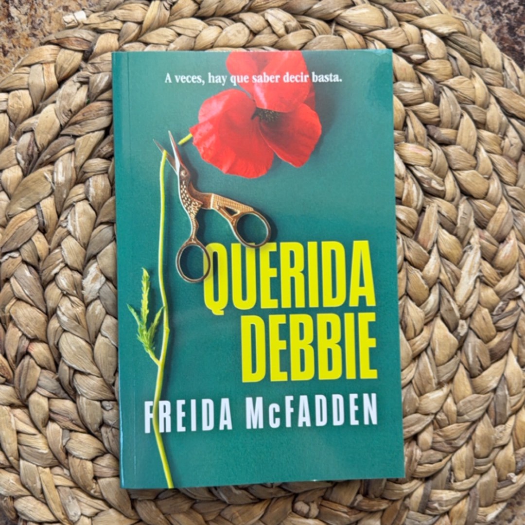 Querida Debbie / Dear Debbie