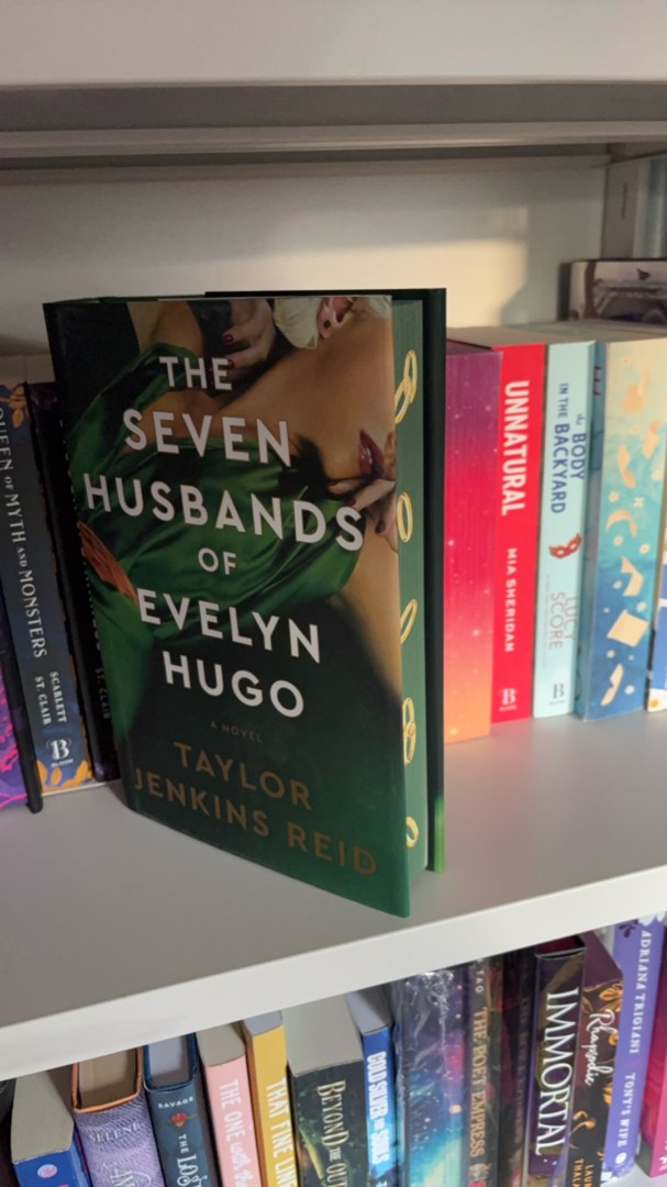 The Seven Husbands of Evelyn Hugo