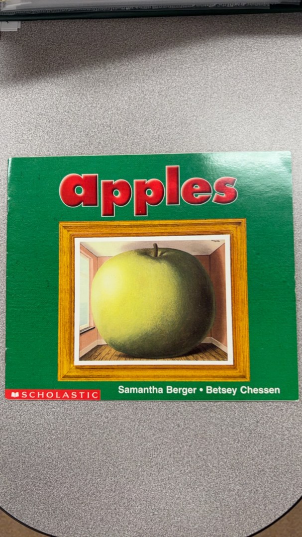 Apples (Learning Center Emergent Readers)