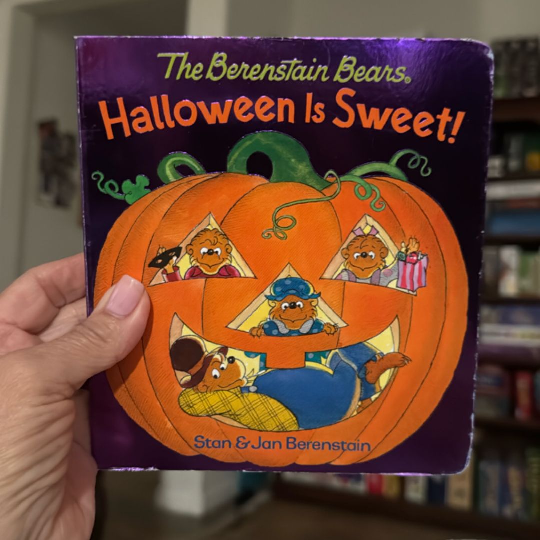 Halloween Is Sweet! (the Berenstain Bears)