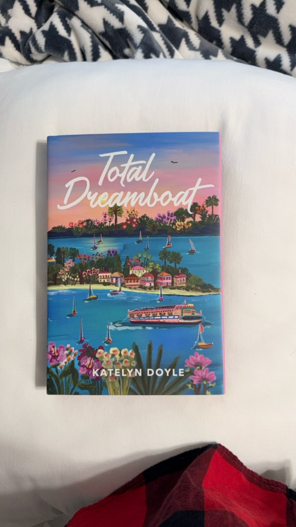Total Dreamboat - OWL CRATE