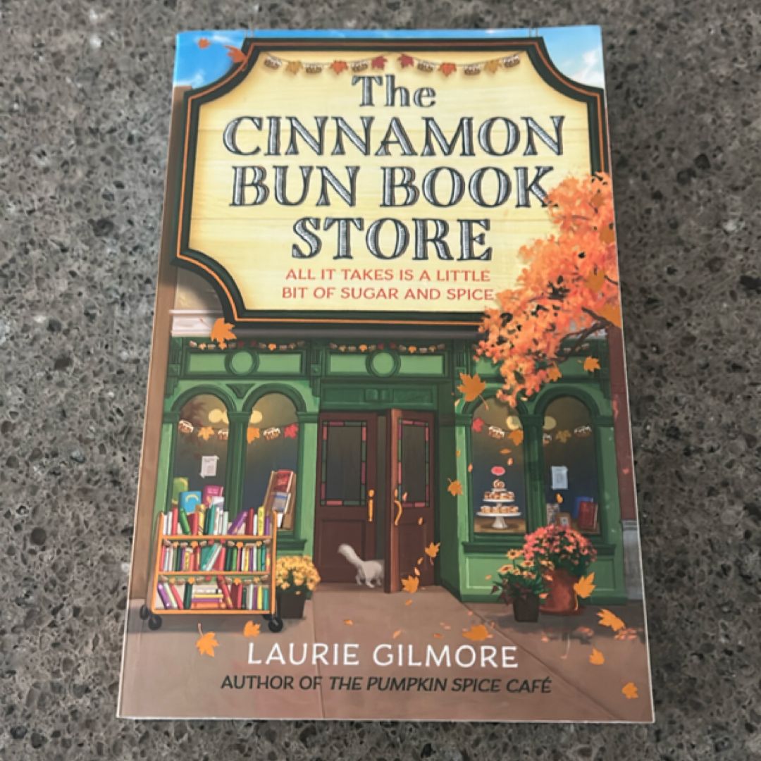 The Cinnamon Bun Book Store (Dream Harbor, Book 2)