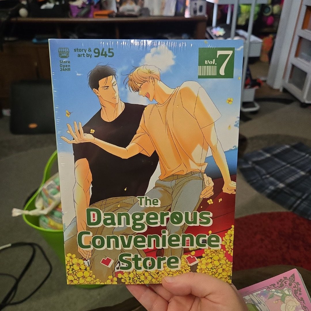 The Dangerous Convenience Store Vol. 7