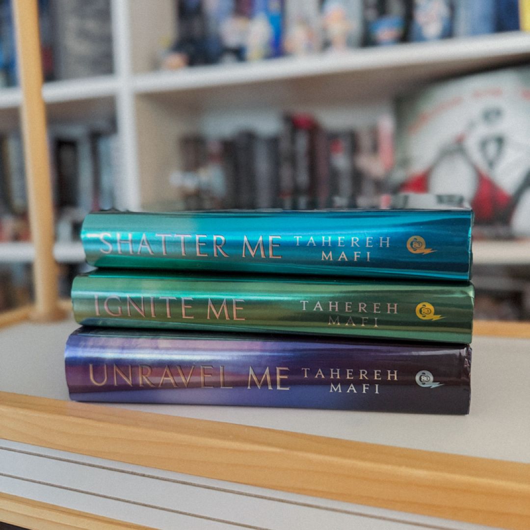 Shatter Me // Ignite Me // Unravel Me : FAIRYLOOT EXCLUSIVE EDITIONS