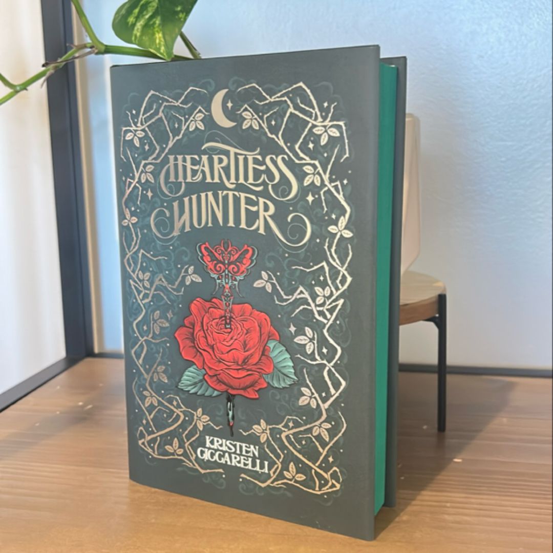 Heartless Hunter | Owlcrate Edition 