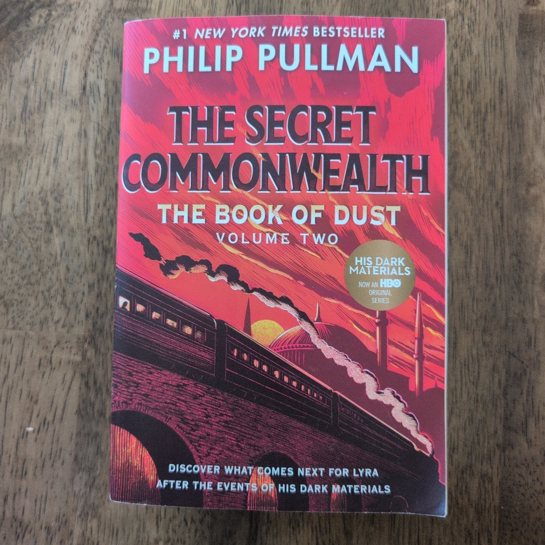 The Book of Dust: the Secret Commonwealth (Book of Dust, Volume 2)
