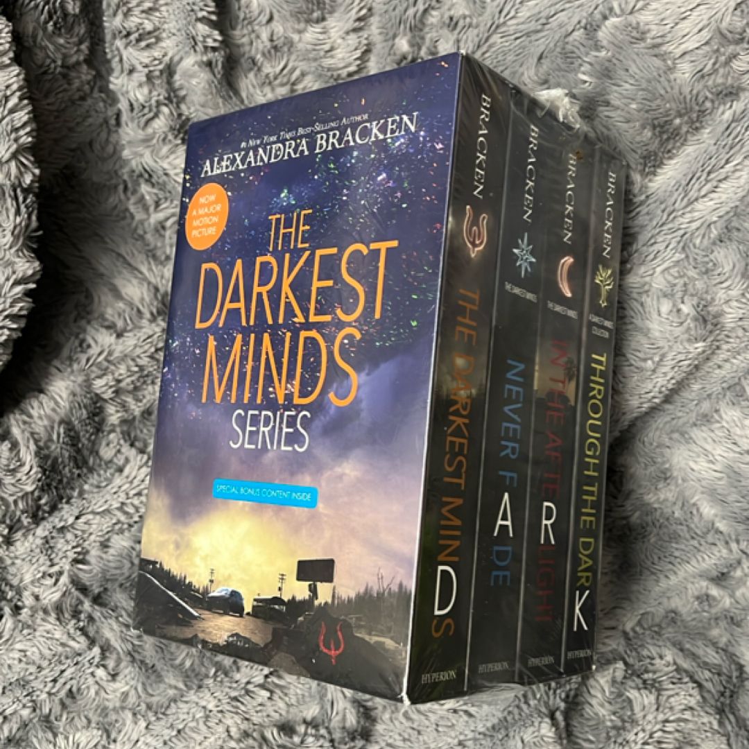 The Darkest Minds Series Boxed Set [4-Book Paperback Boxed Set] (the Darkest Minds)