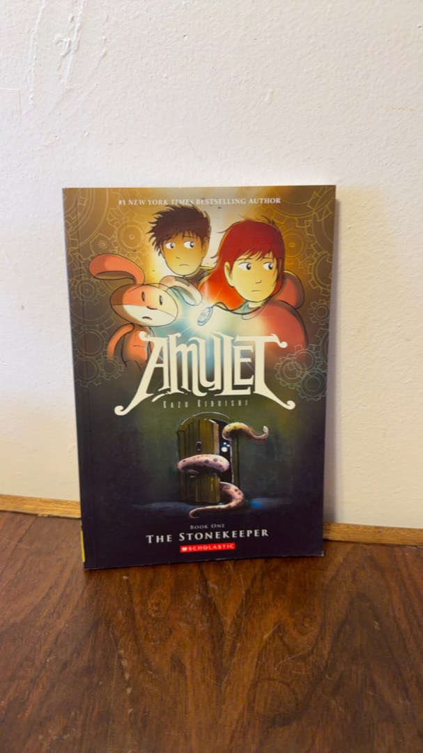 Amulet The Stonekeeper
