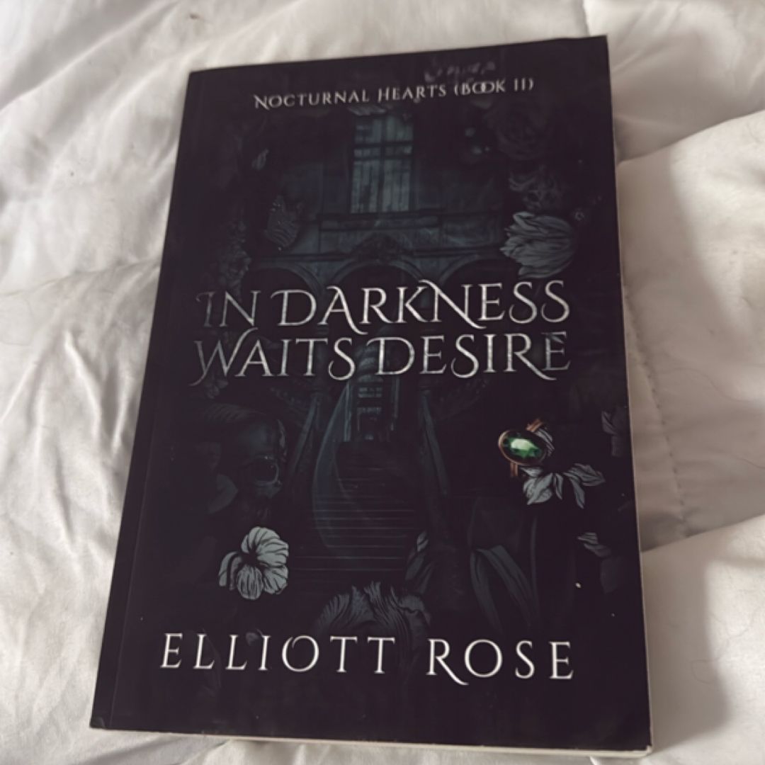 In Darkness Waits Desire (Nocturnal Hearts)