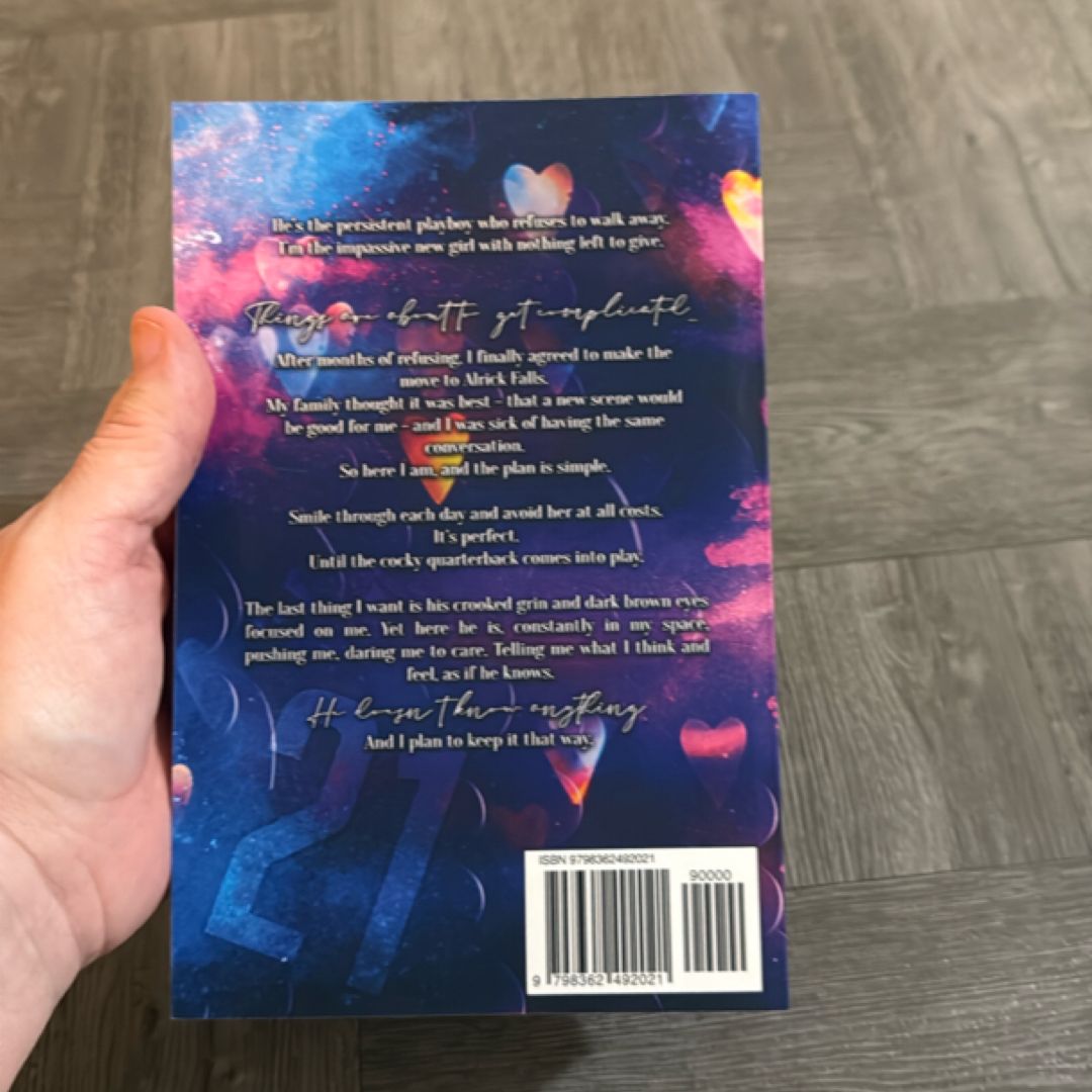 Fumbled Hearts : Alternate Cover Edition