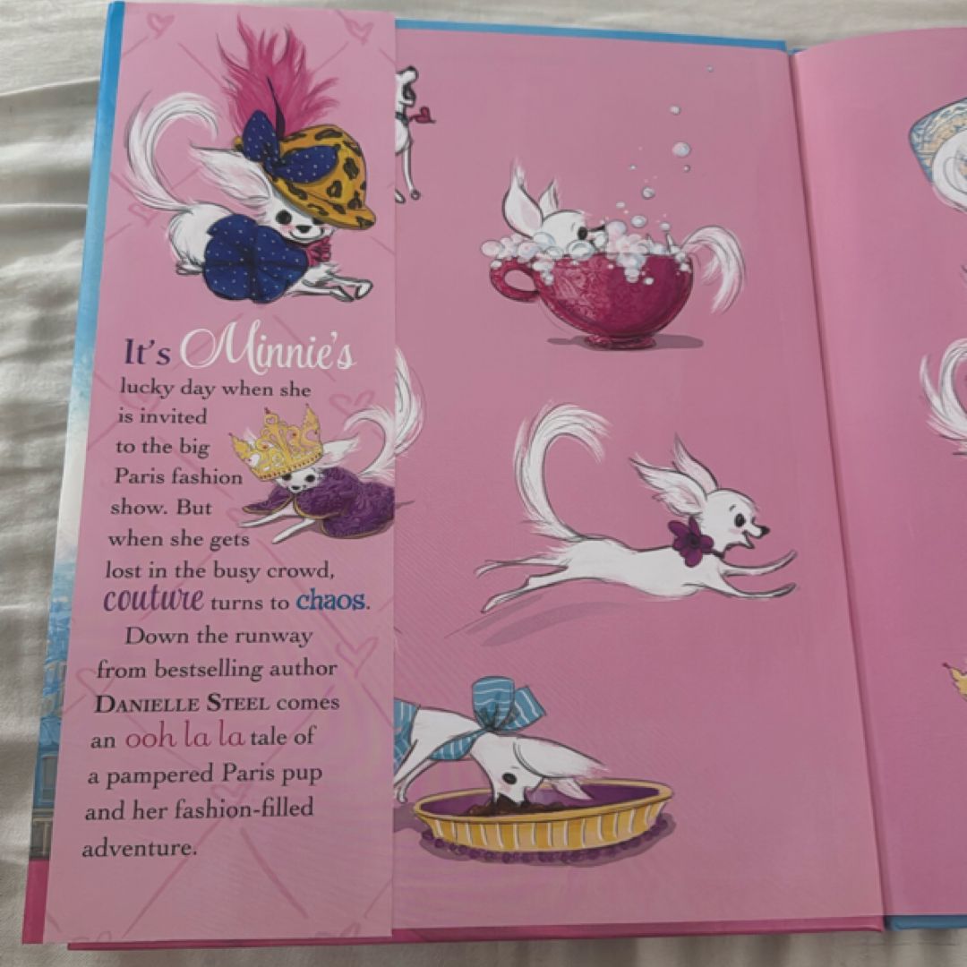 Pretty Minnie in Paris