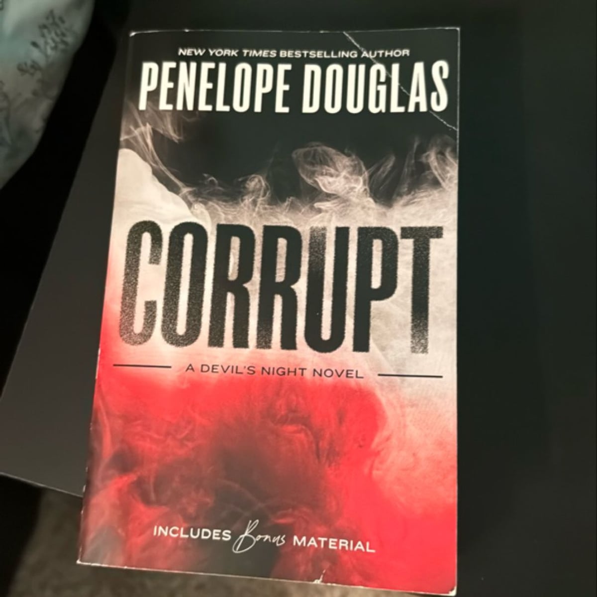 Corrupt by Penelope Douglas, Paperback | Pangobooks