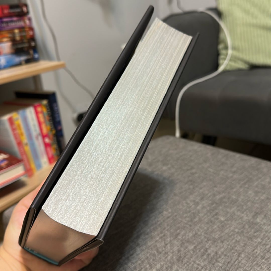 Quicksilver (Deluxe Limited Edition) by Callie Hart, Hardcover | Pangobooks
