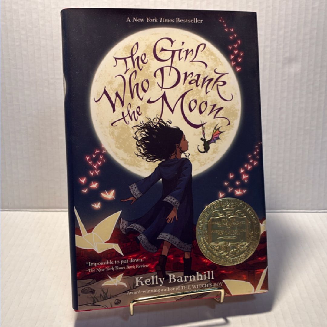 The Girl Who Drank the Moon (Winner of the 2017 Newbery Medal)