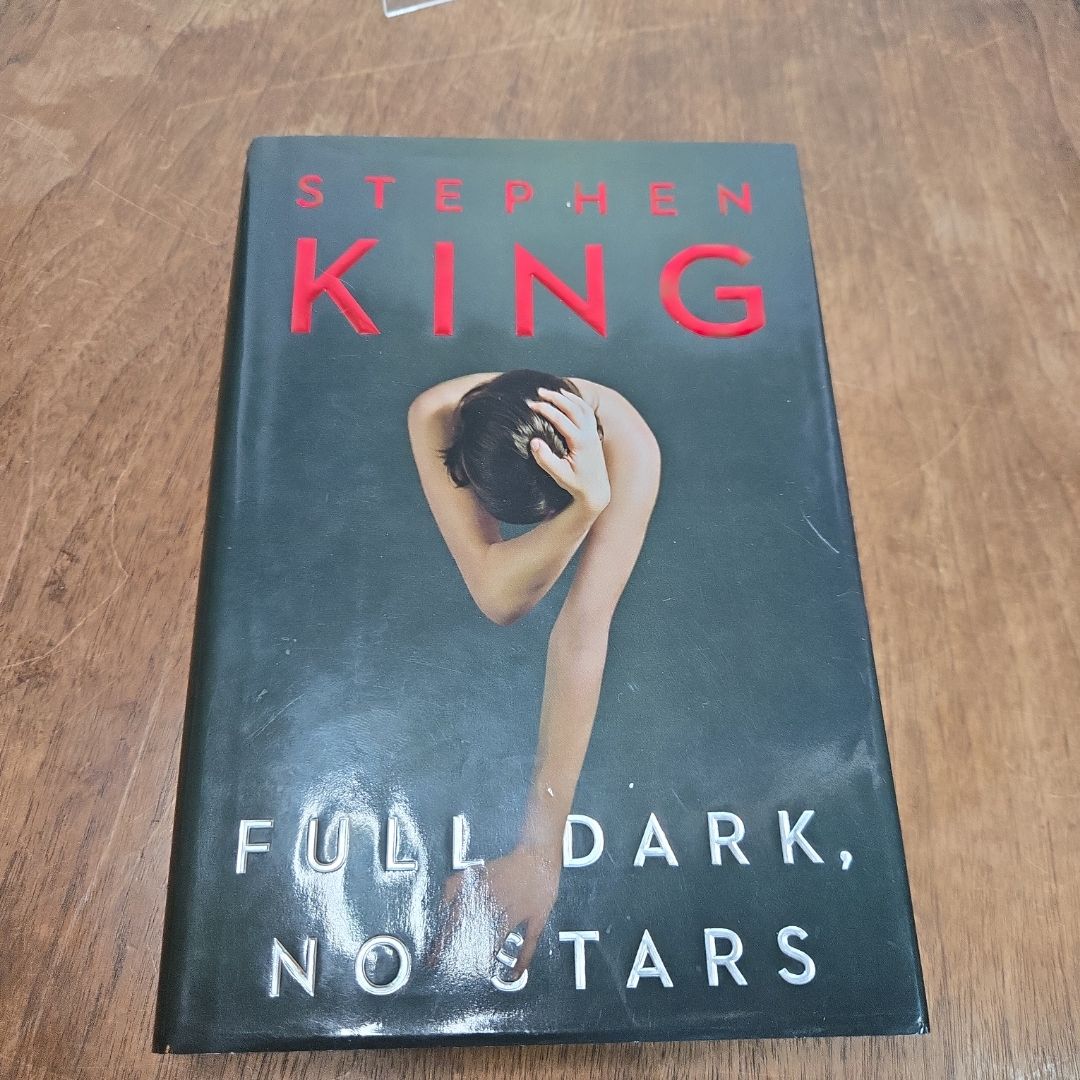 Full Dark, No Stars