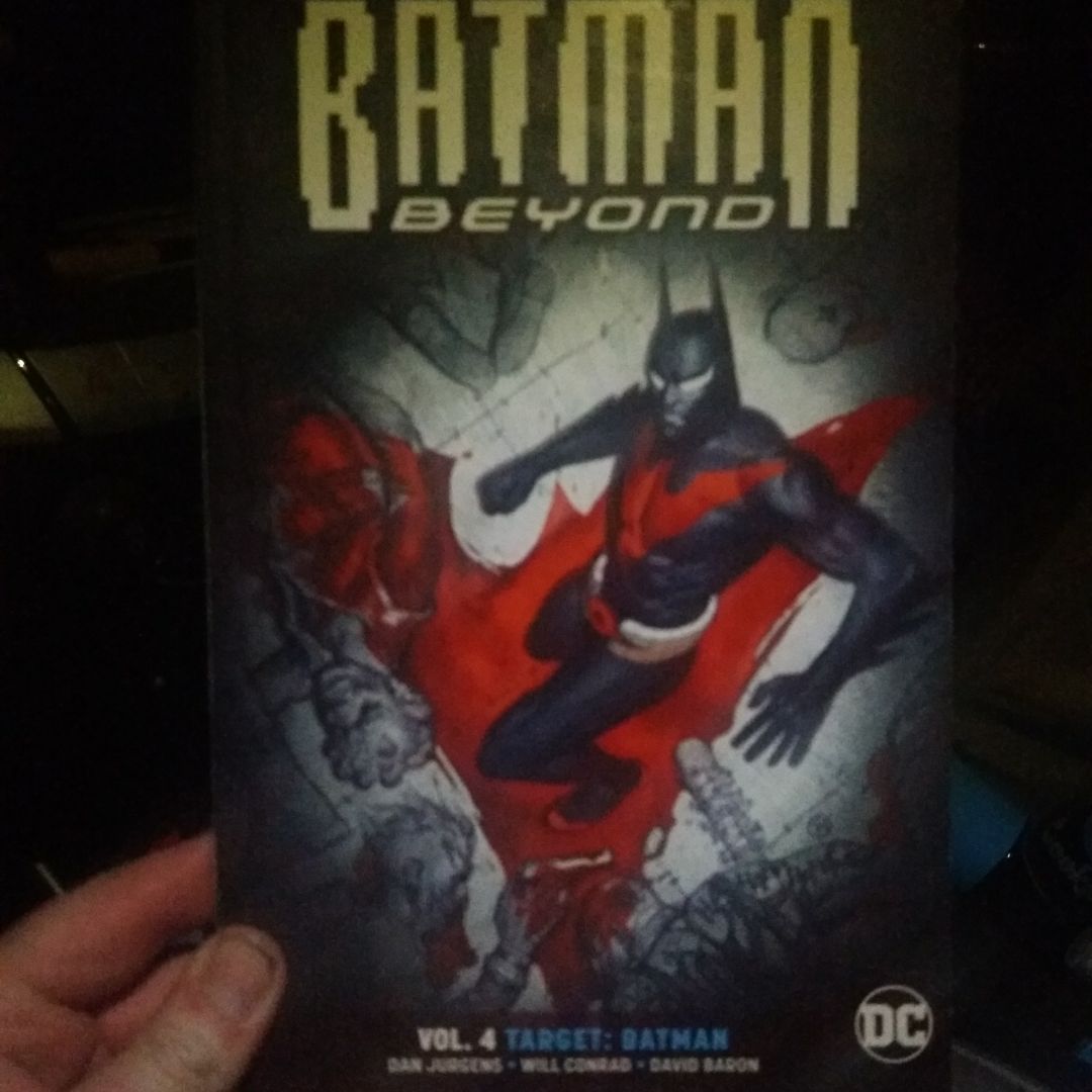 Batman Beyond Vol. 4: Target: Batman