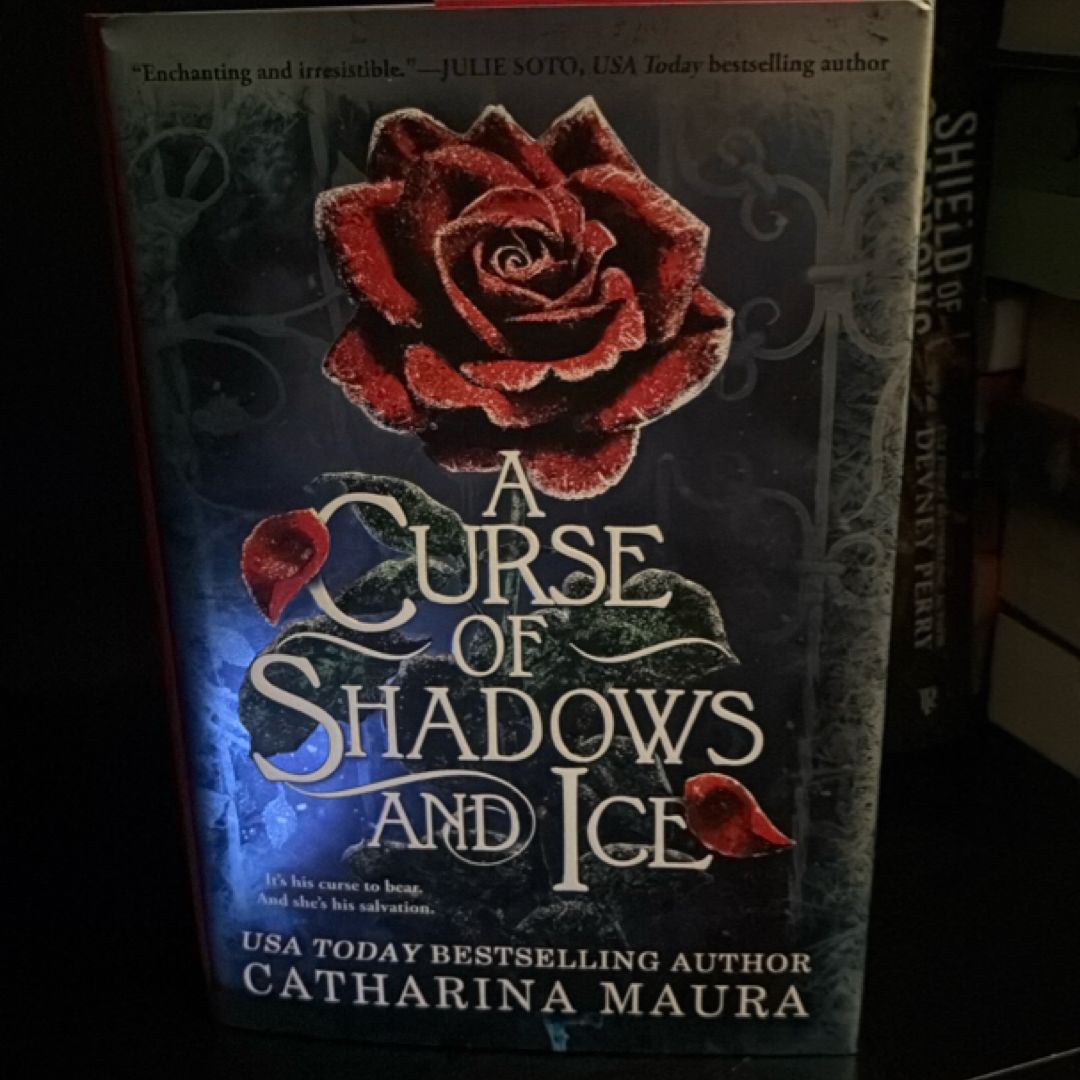 A Curse of Shadows and Ice (Deluxe Limited Edition)