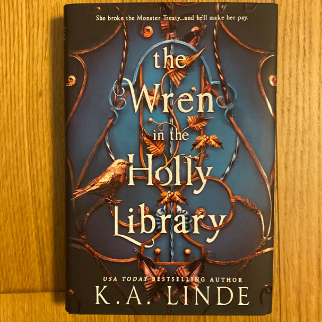 The Wren in the Holly Library (Deluxe Limited Edition)