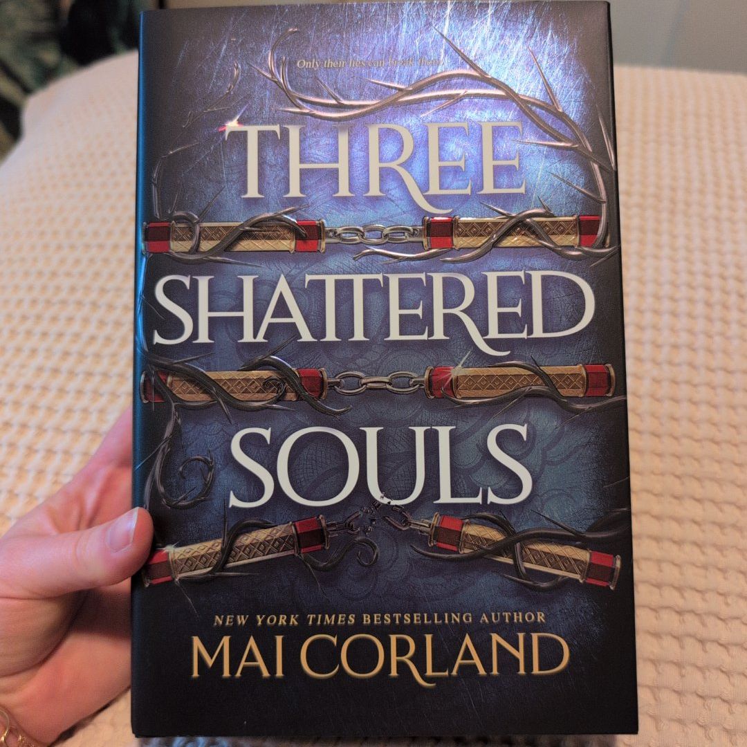 Three Shattered Souls (Deluxe Limited edition)