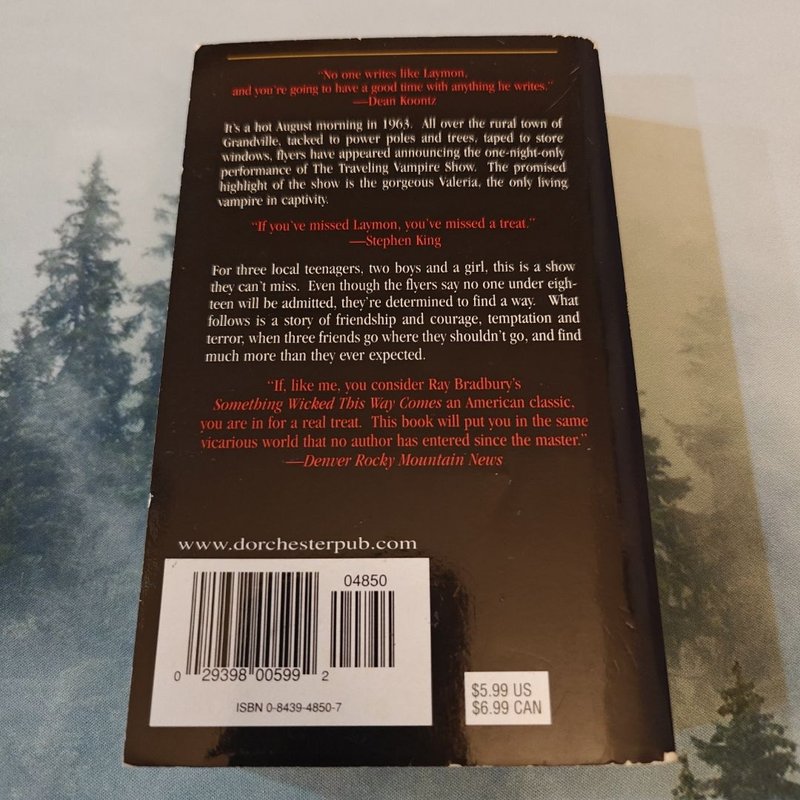 Traveling Vampire Show