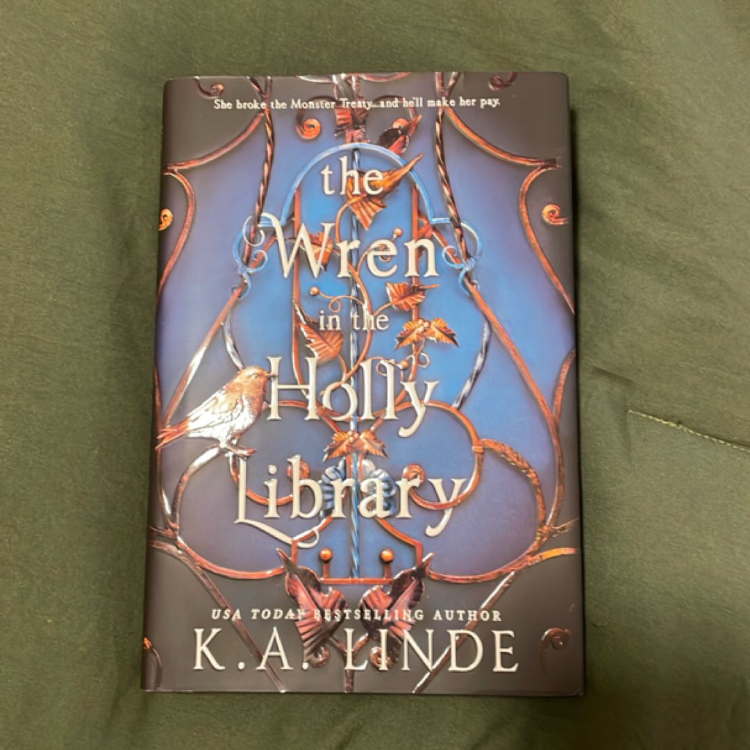 The Wren in the Holly Library (Deluxe Limited Edition)