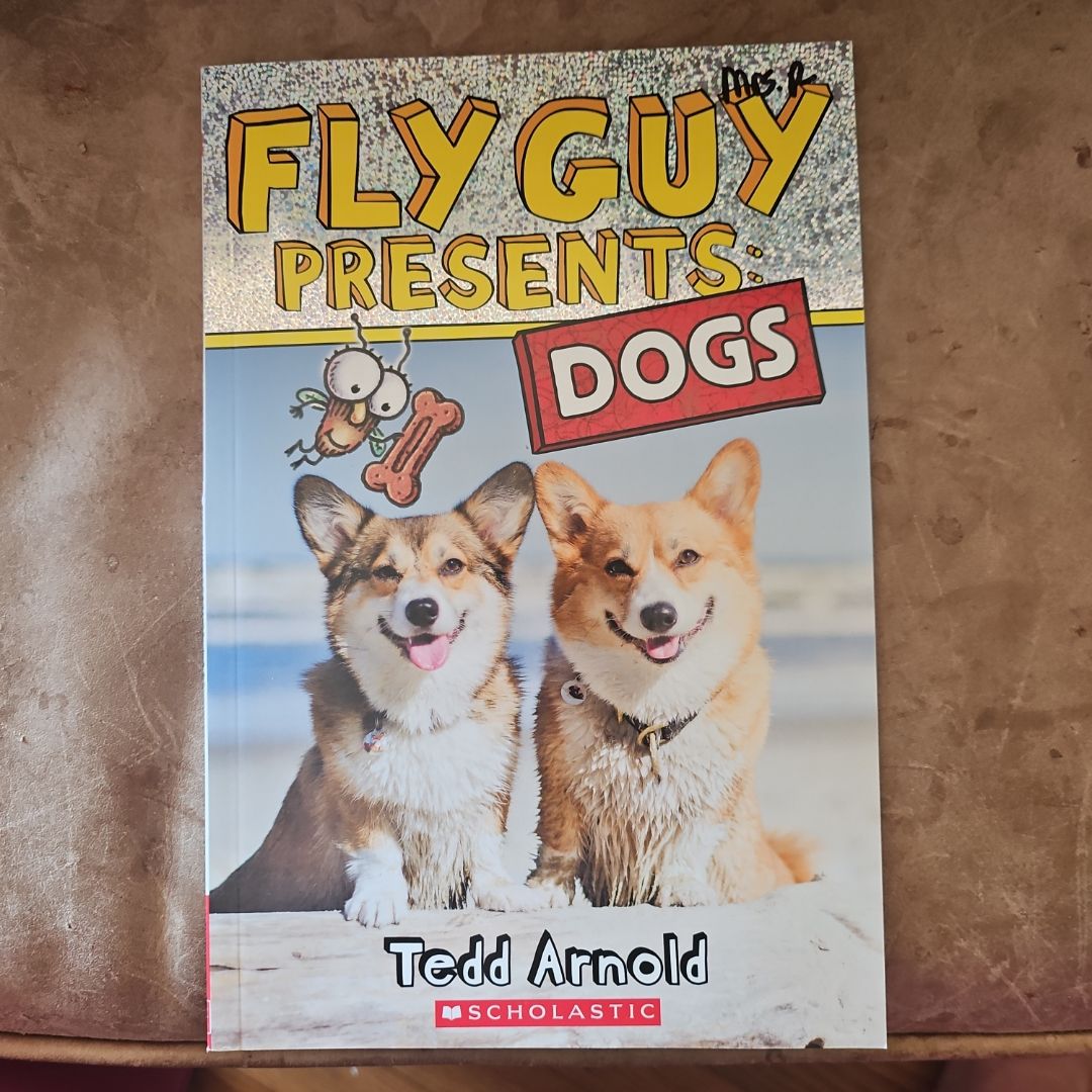Fly Guy Presents: Dogs