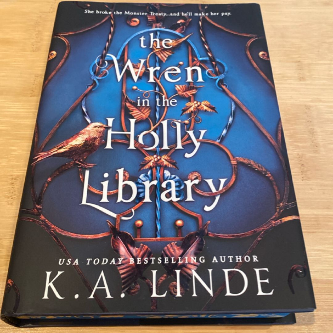 The Wren in the Holly Library (Deluxe Limited Edition)