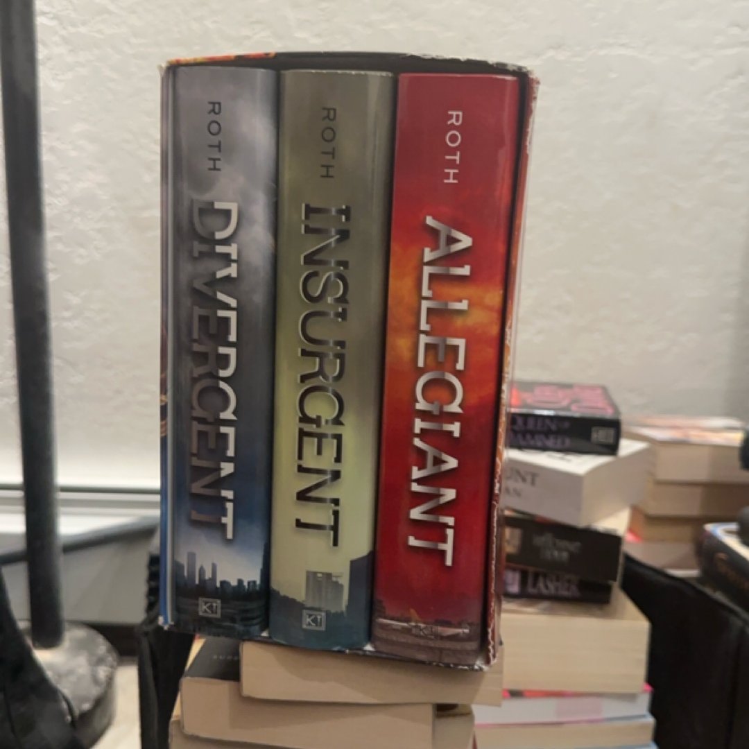 Divergent Series 3-Book Box Set