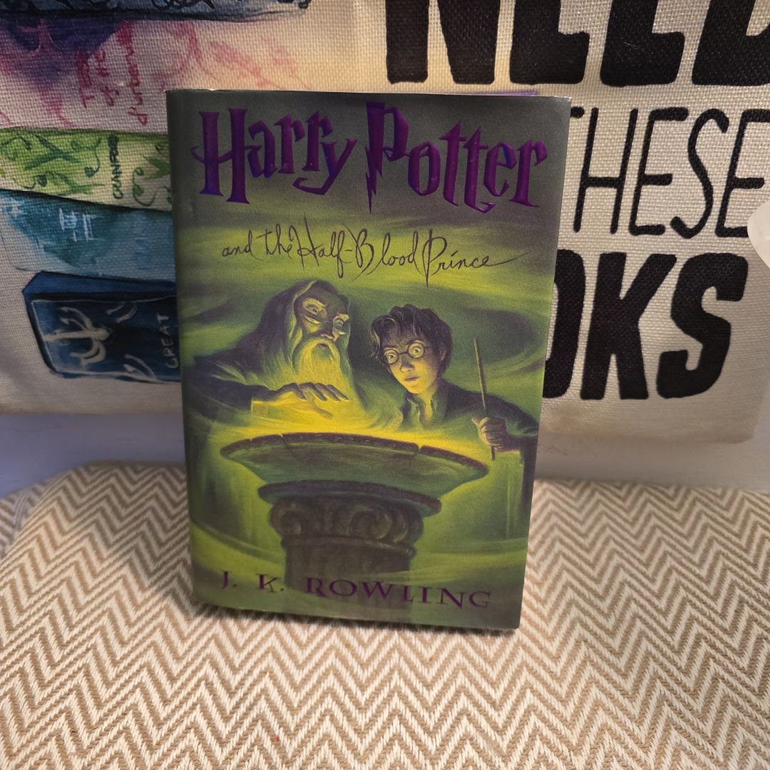 Harry Potter and the Half-Blood Prince (Harry Potter, Book 6)