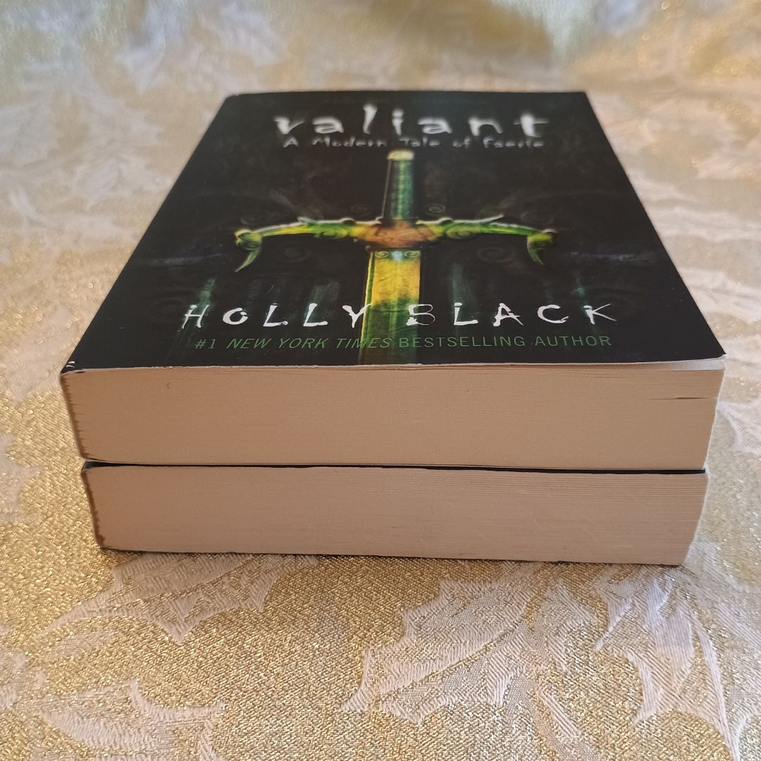 Tithe and Valiant by Holly Black, Paperback | Pangobooks