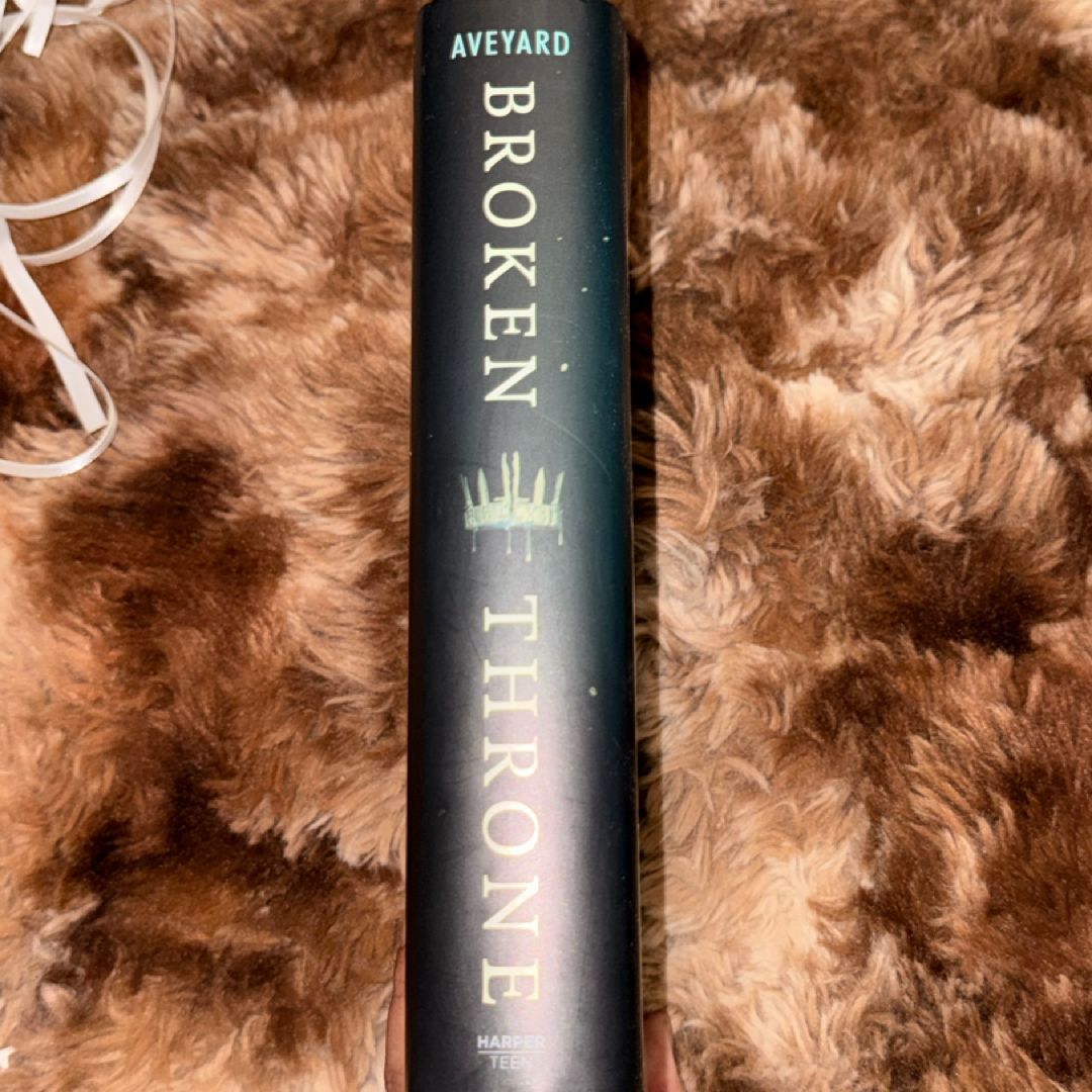 Broken Throne: A Red Queen Collection; Target Exclusive