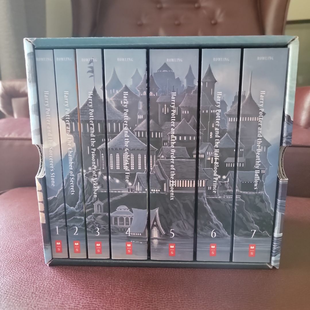 Harry Potter Paperback Boxset #1-7