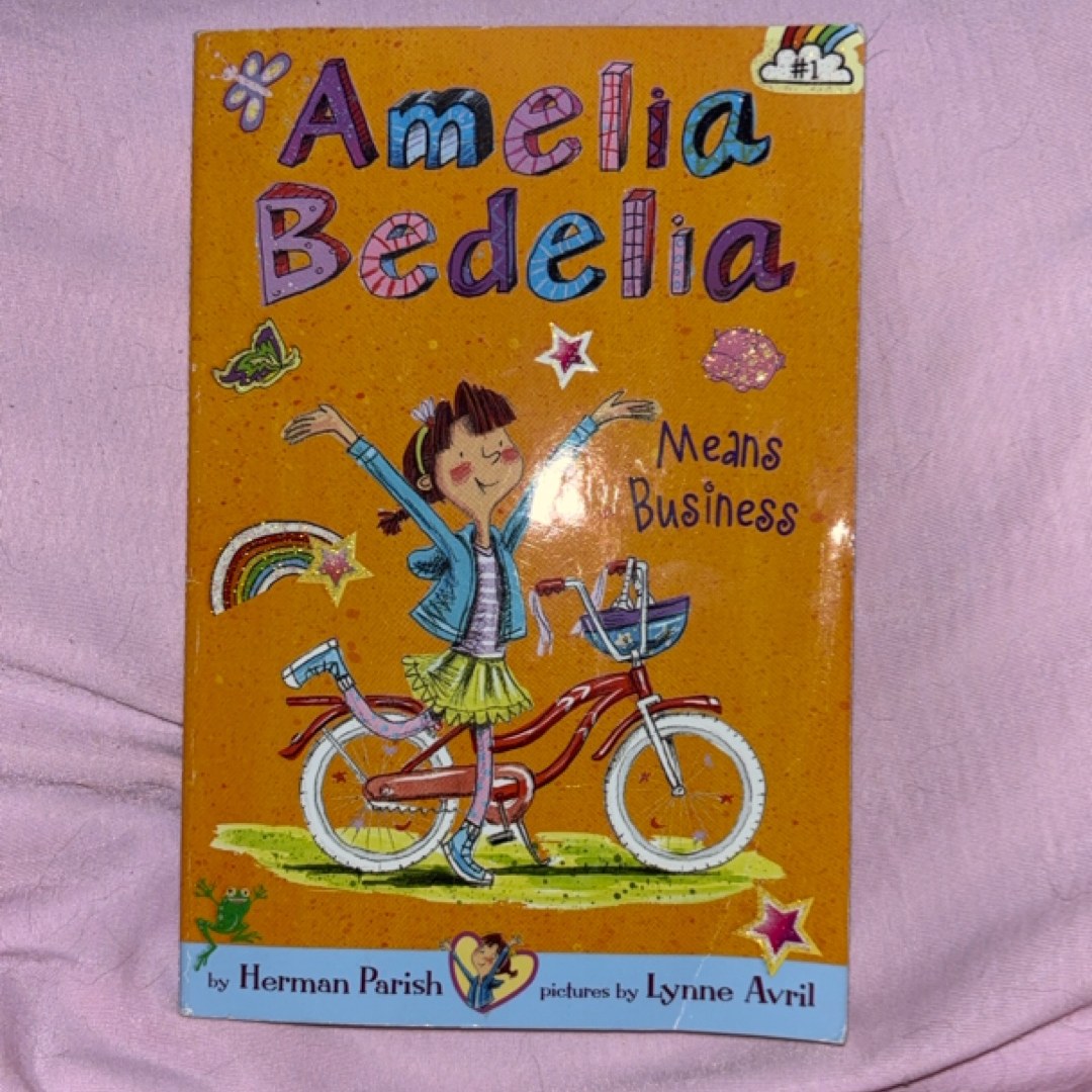 Amelia Bedelia Chapter Book #1: Amelia Bedelia Means Business