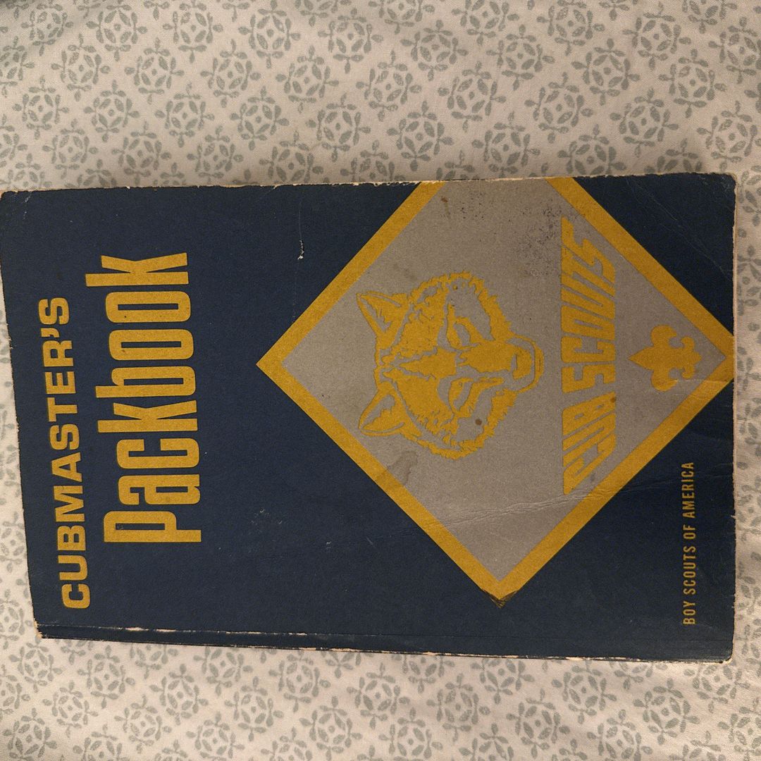 1977 Cubmaster’s Packbook 