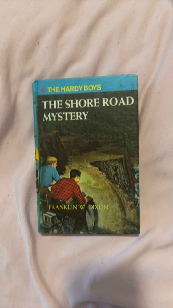 Hardy Boys 06: the Shore Road Mystery
