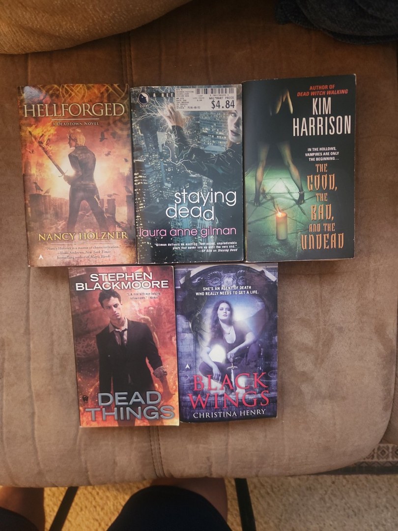 Fantasy Vampire/Undead Lot of 5  Paperback Books 