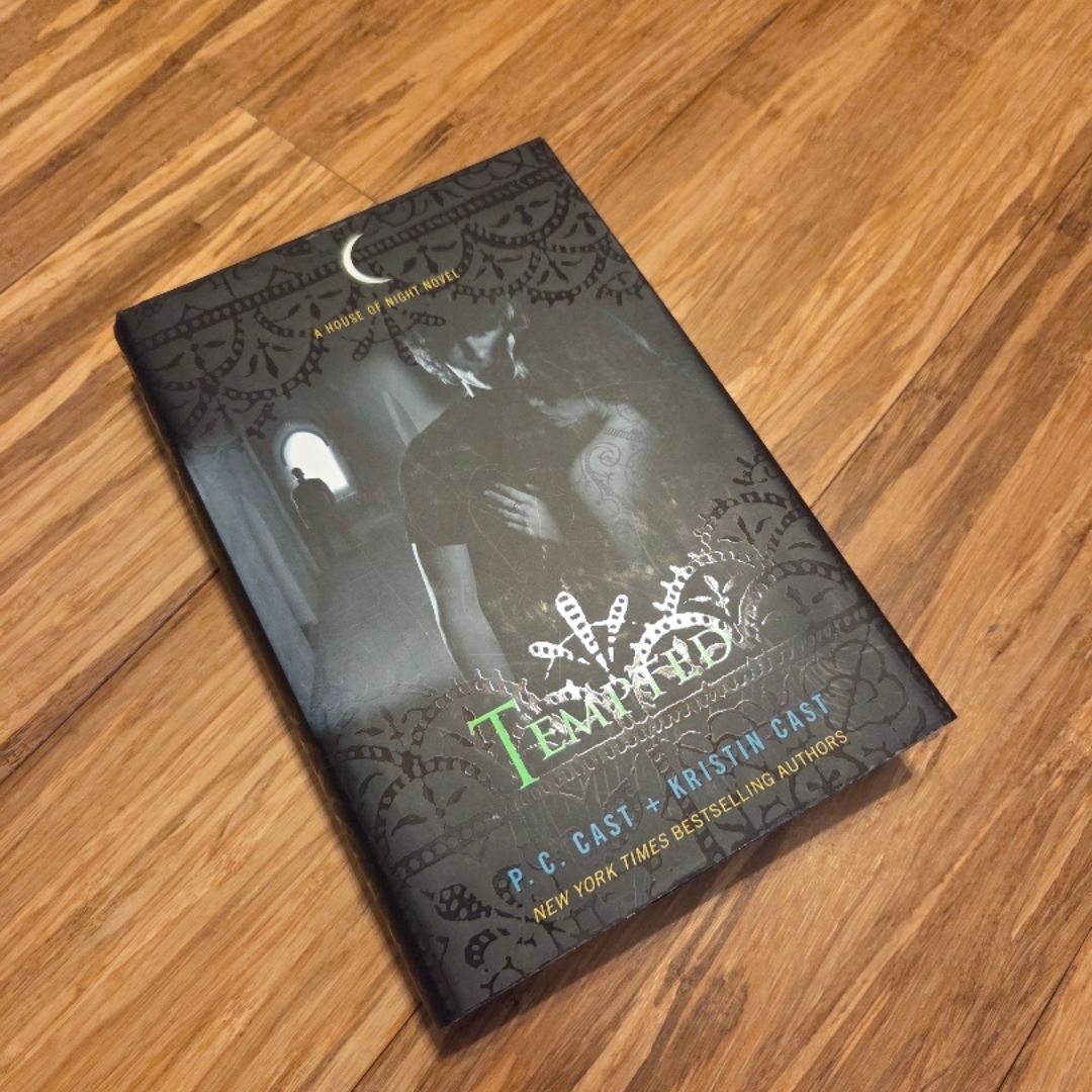 Tempted (House of Night #6)