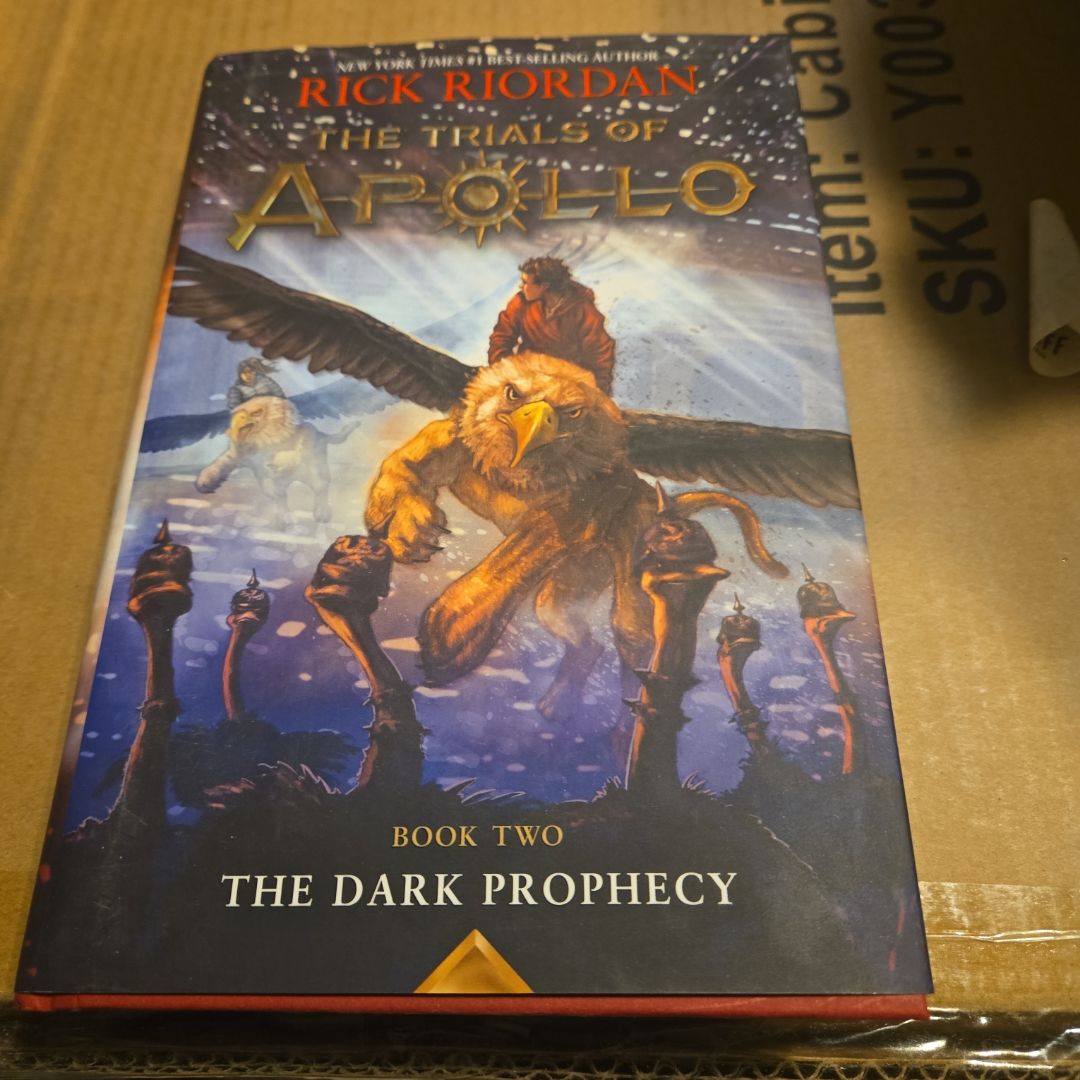 Trials of Apollo, the Book Two the Dark Prophecy (Trials of Apollo, the Book Two)