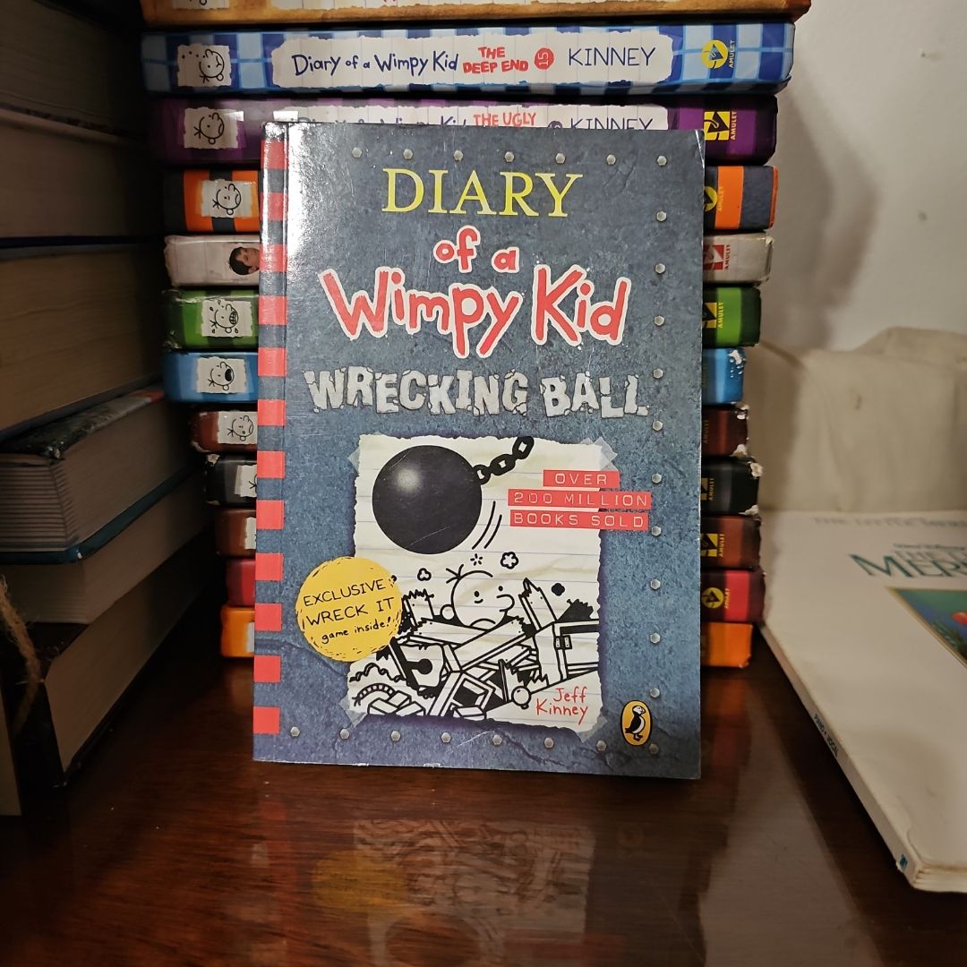 Wrecking Ball (Diary of a Wimpy Kid, Book 14)