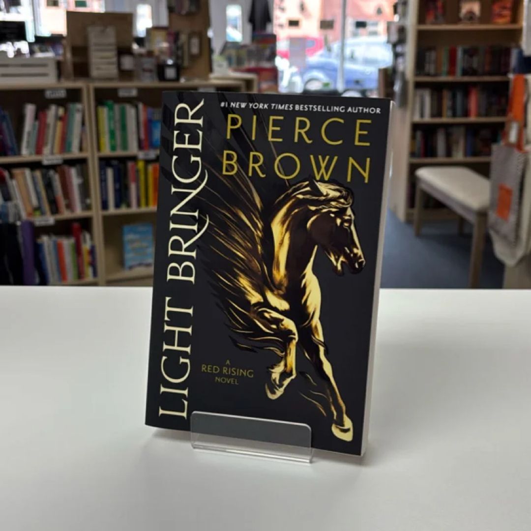 Light Bringer *Special Edition* by Pierce | PangoBooks