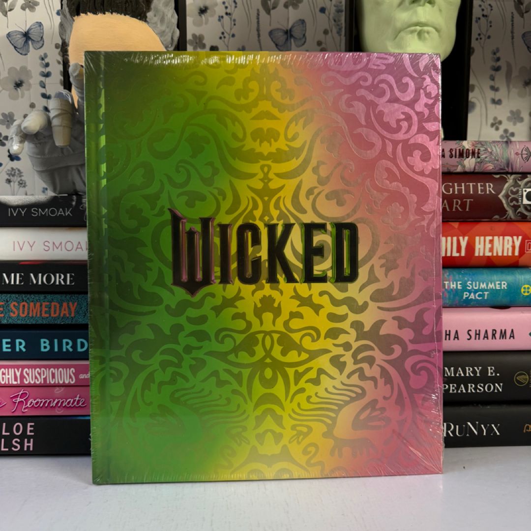 Wicked: The Official Visual Companion Book