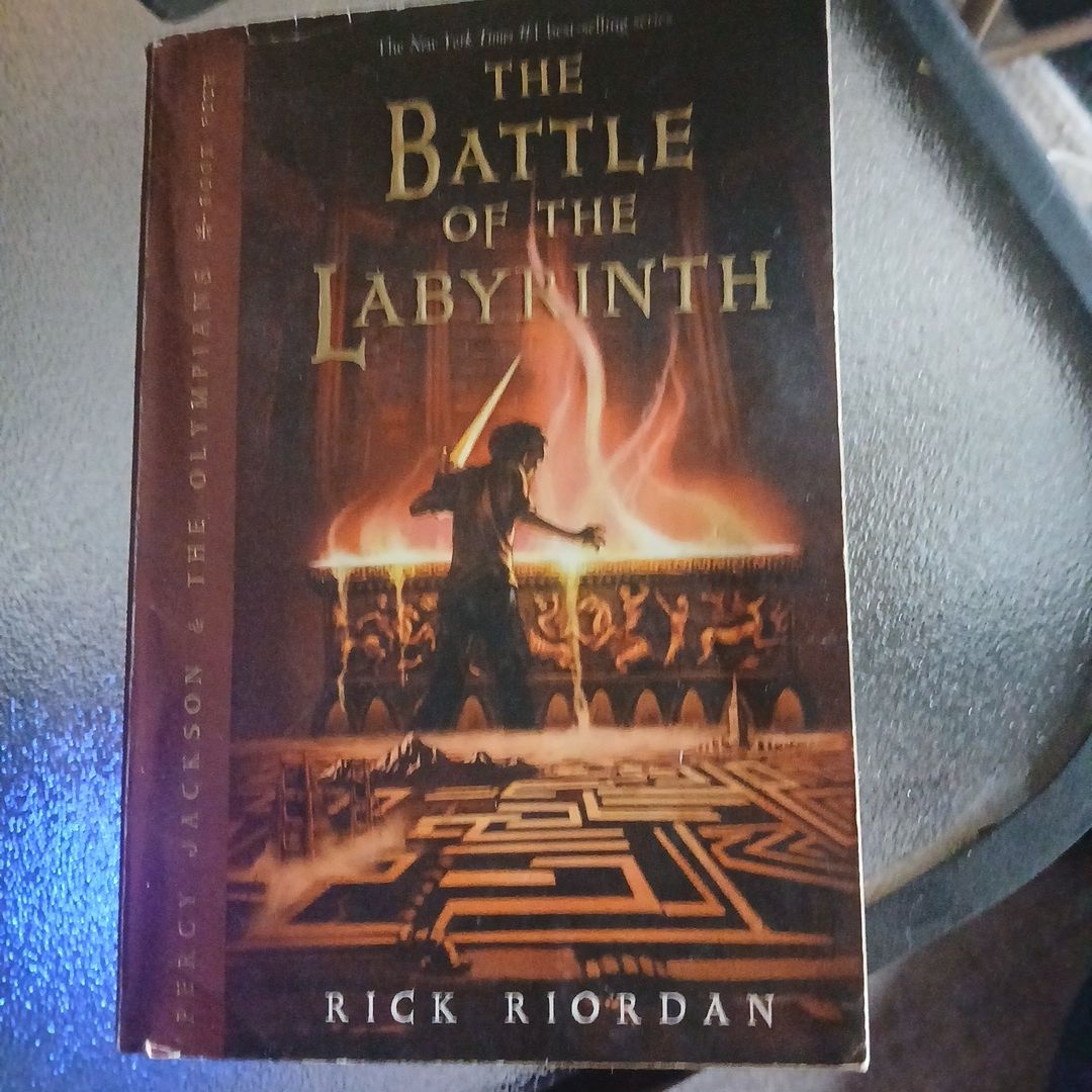 Percy Jackson and the Olympians, Book Four the Battle of the Labyrinth (Percy Jackson and the Olympians, Book Four)